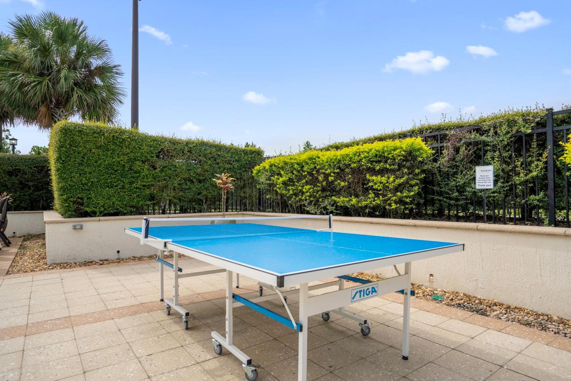 Holiday home Cozy & Elegant 4br Enchanted Townhouse - 1 Mile To With Pool, Gym, & Jacuzzi